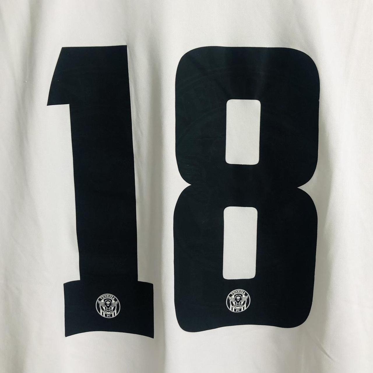 Venezia 2018/2019 White Away Football Shirt (L)