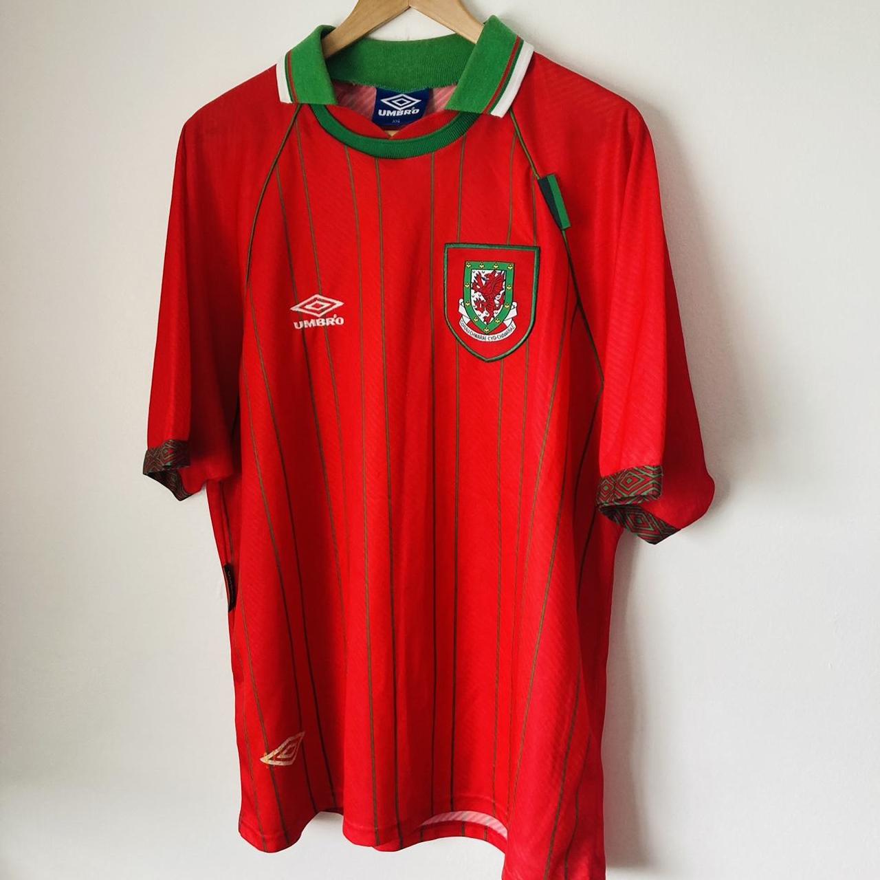 Wales 1994/1996 Red Home Football Shirt (XXL)