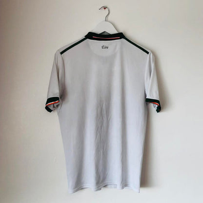 Republic of Ireland 2017/2018 White Away Football Shirt (M)