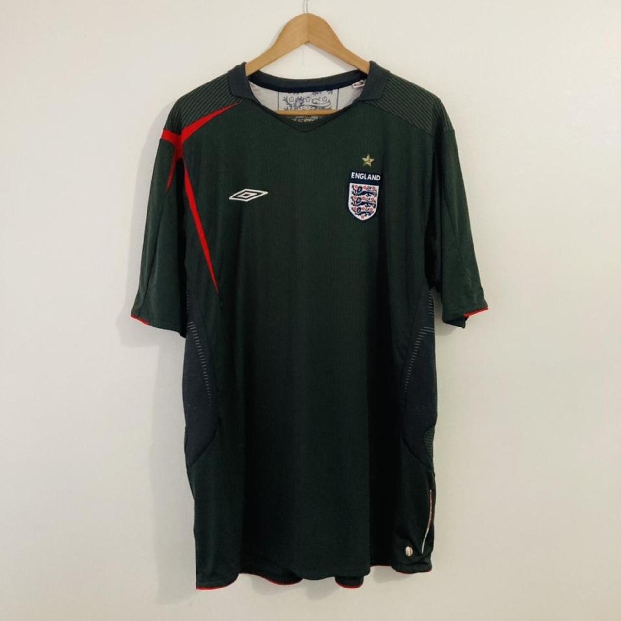 England 2005/2007 Grey Goalkeeper Football Shirt (XXL)