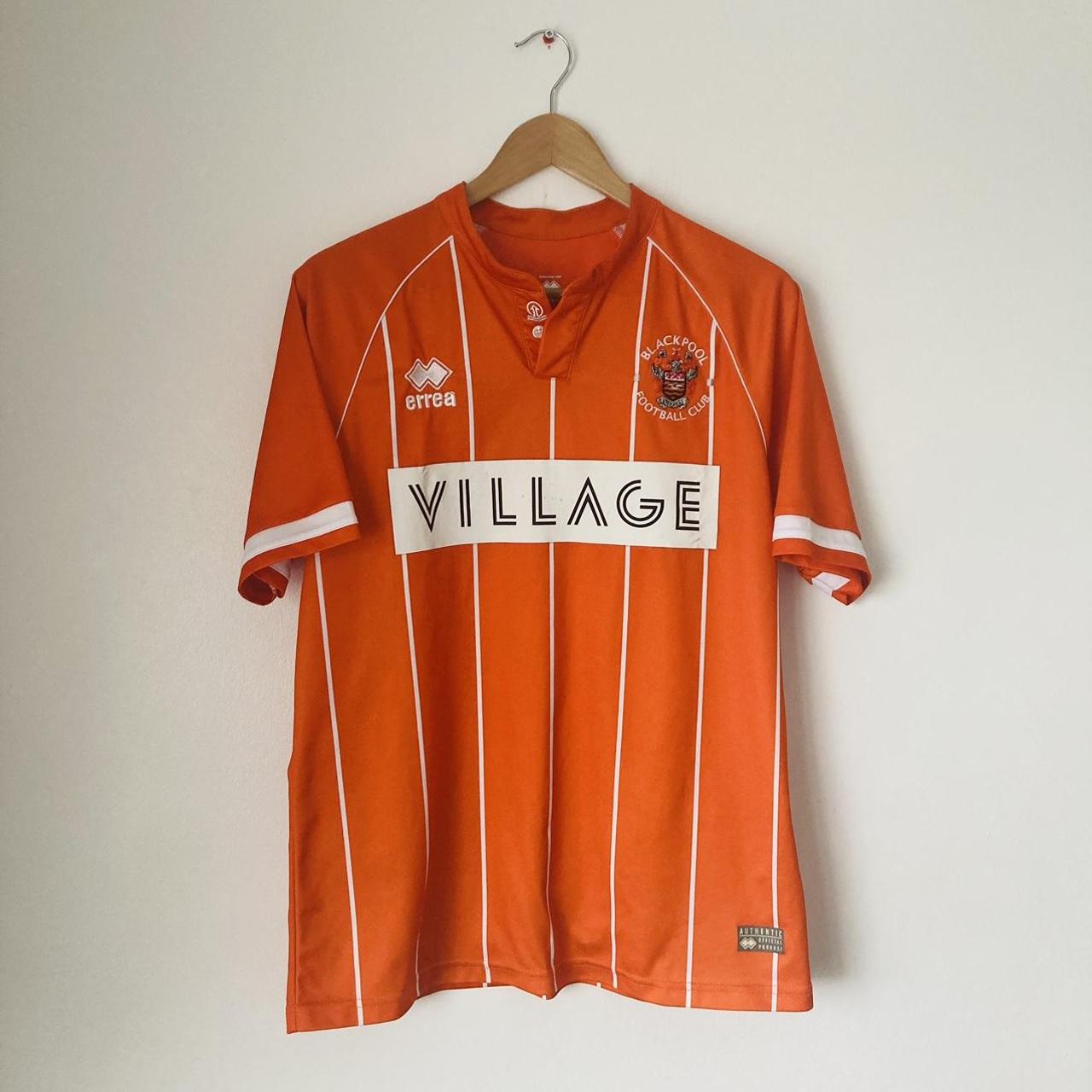 Blackpool 2015/2016 Orange Home Football Shirt (M)