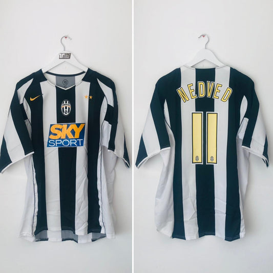 Juventus 2004/2005 Black & White Home Football Shirt (XL)