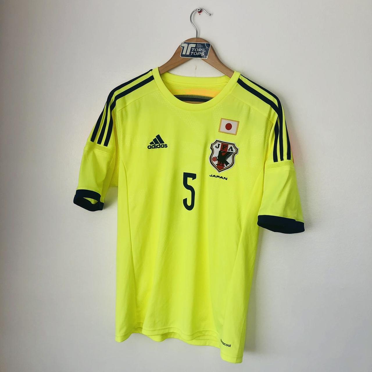 Japan 2014/2015 Neon Yellow Away Football Shirt (M)