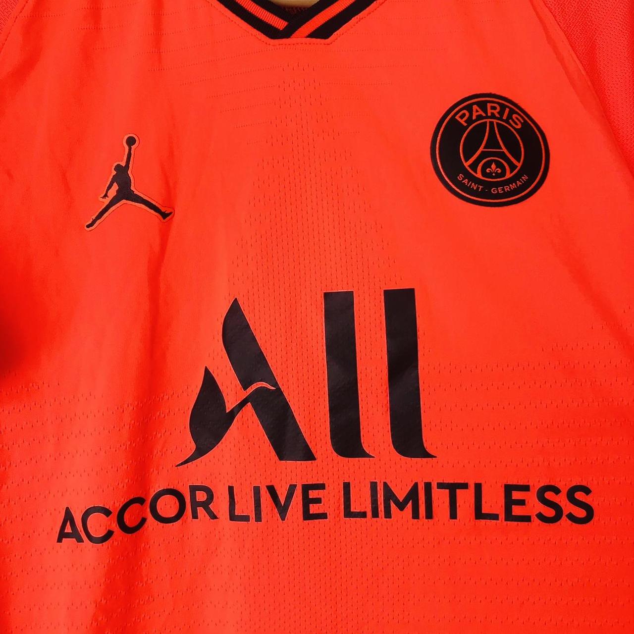 Paris Saint-Germain 2019/2020 Orange Away Football Shirt (M)