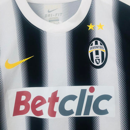 Juventus 2011/2012 Black & White Home Football Shirt (L)