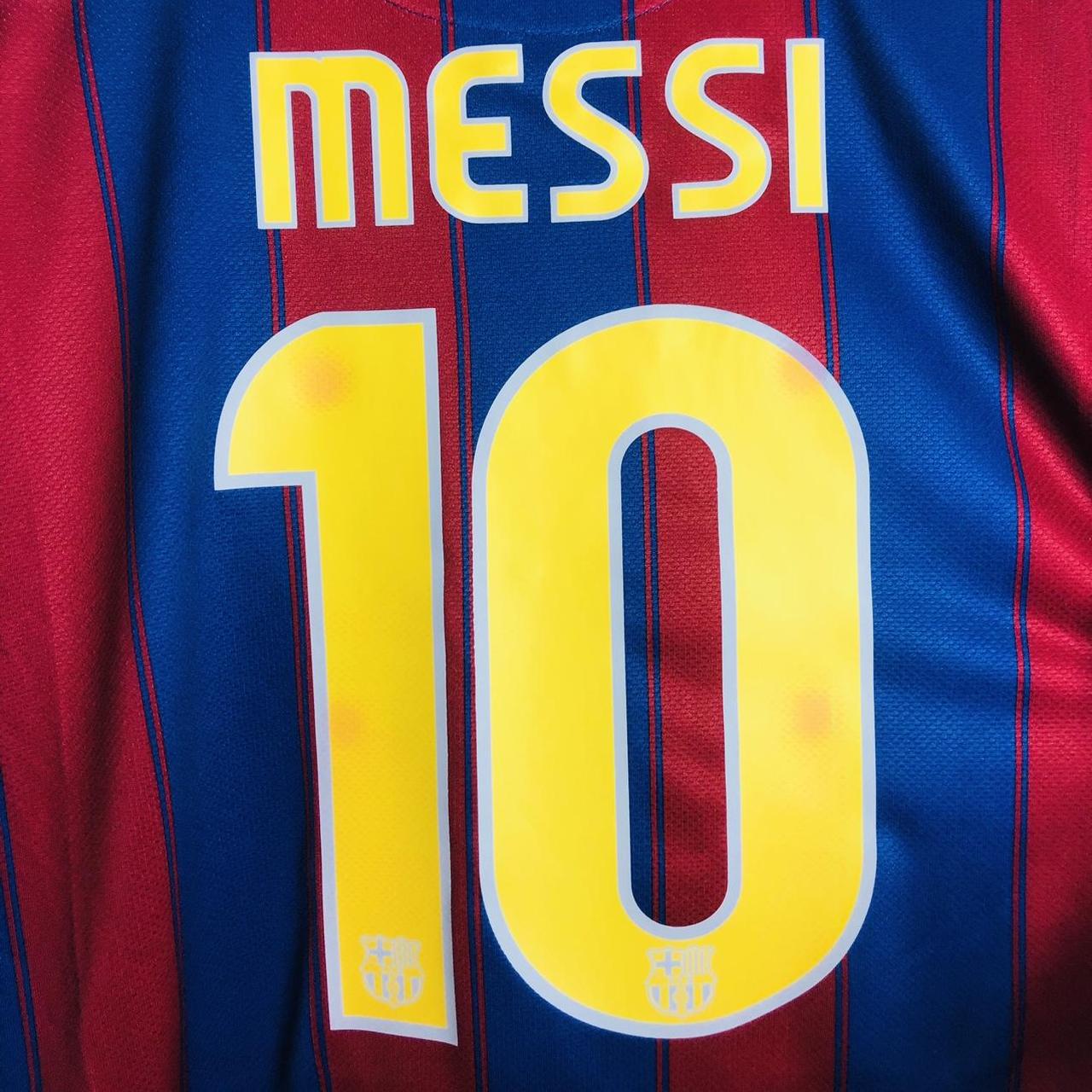 Barcelona 2009/2010 Red & Blue Home Football Shirt (XL)