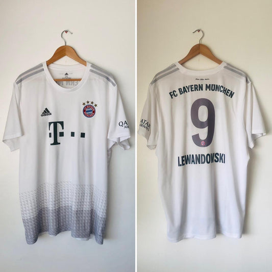 Bayern Munich 2019/2020 White Away Football Shirt (XXL)