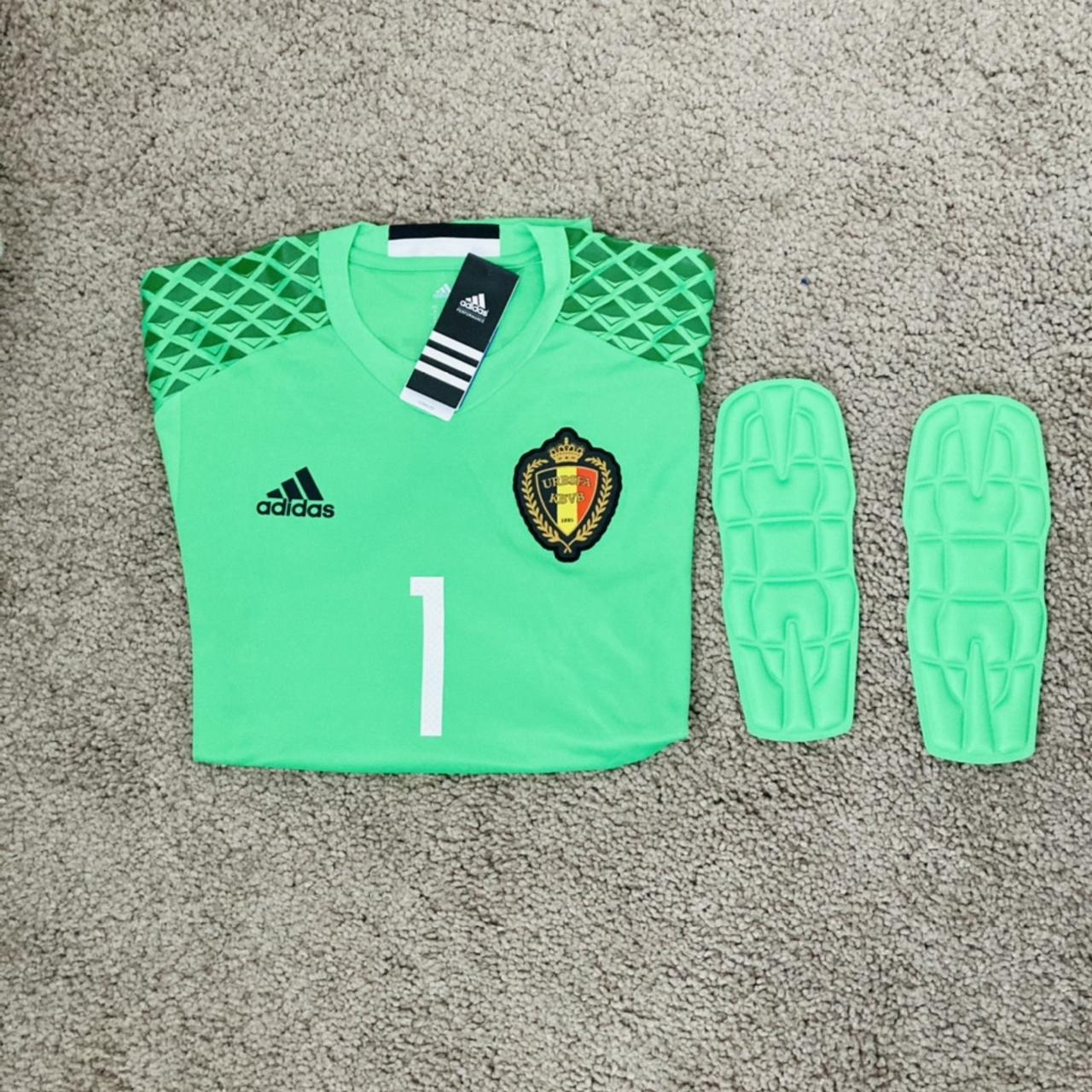 Belgium 2016 Green Goalkeeper Football Shirt (M)