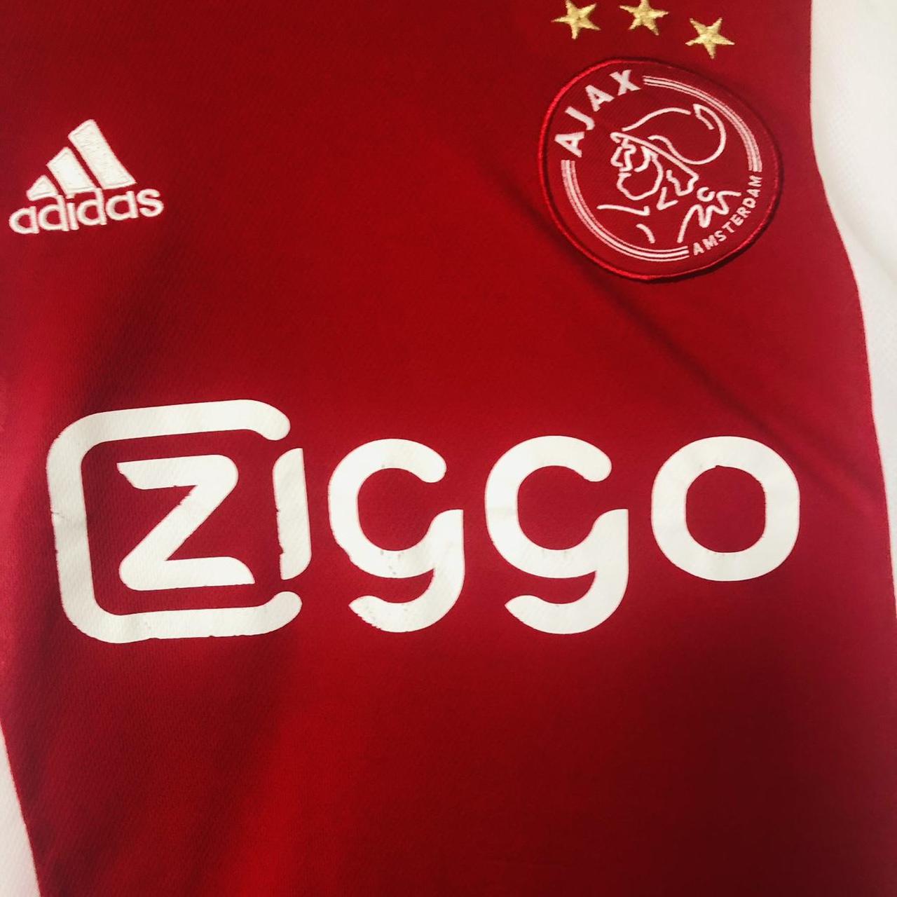 Ajax 2015/2016 Red & White Home Football Shirt (M)