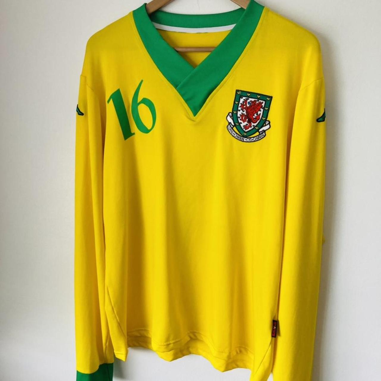 Wales 2006/2007 Yellow Away Football Shirt (XXL)