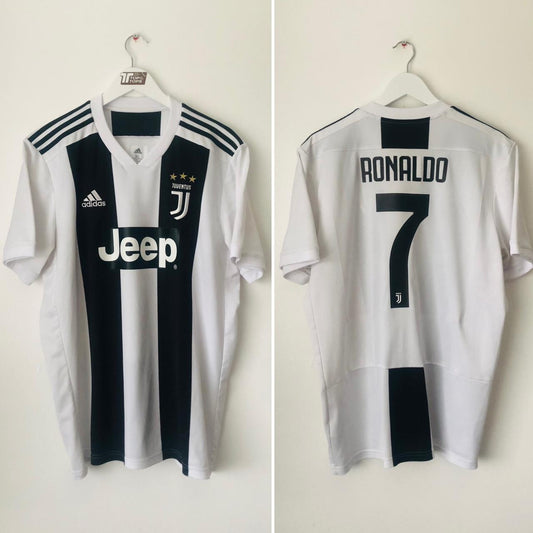 Juventus 2018/2019 Black & White Home Football Shirt (XL)